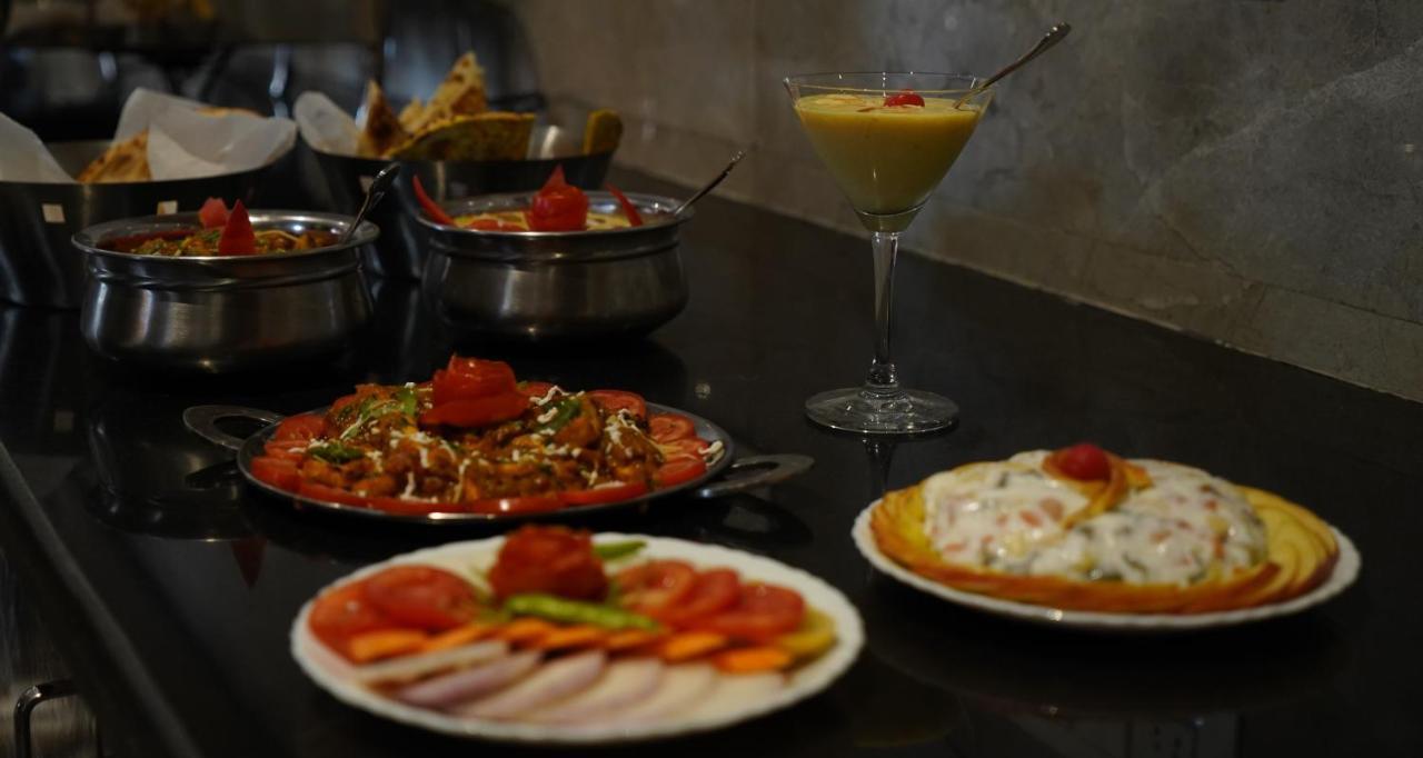Hotel Shanti Sagar Kharar Екстер'єр фото