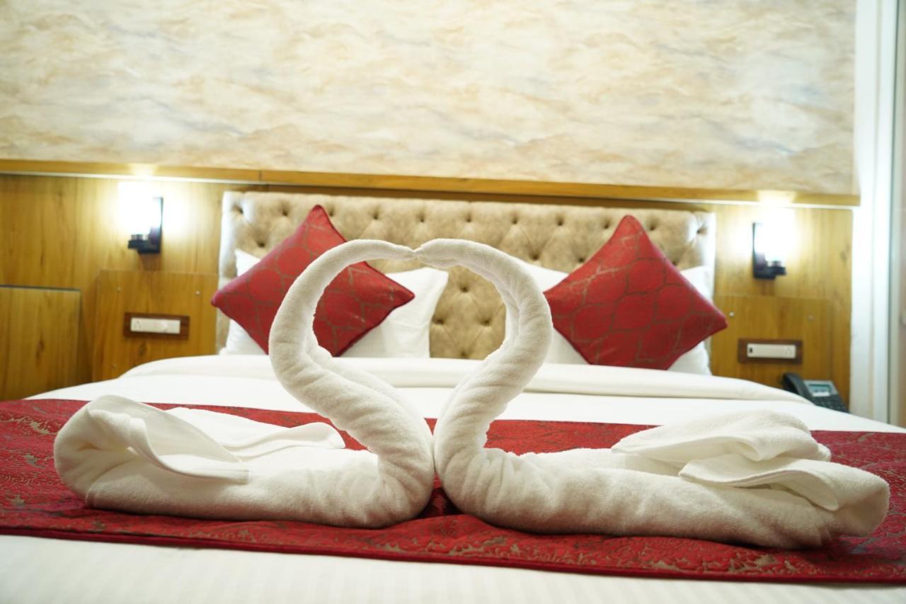 Hotel Shanti Sagar Kharar Екстер'єр фото