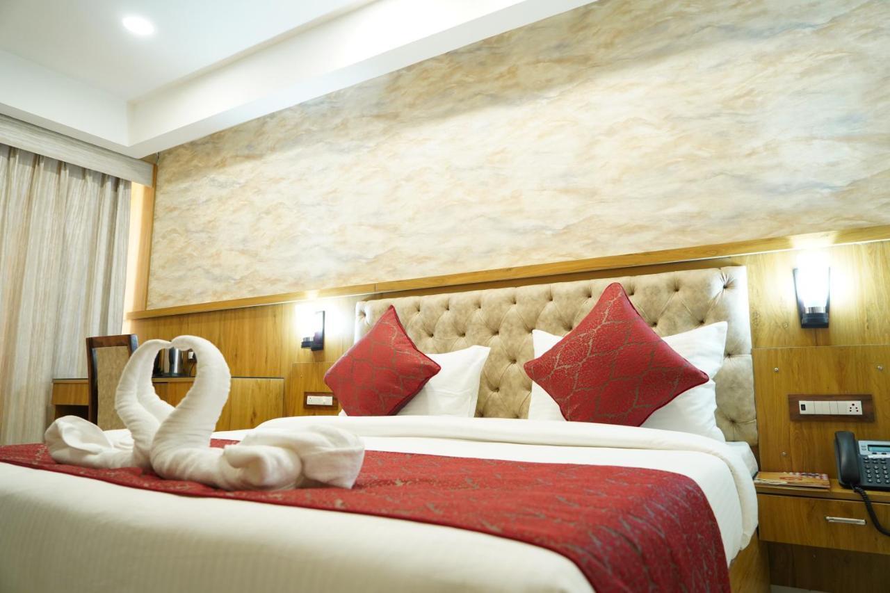 Hotel Shanti Sagar Kharar Екстер'єр фото