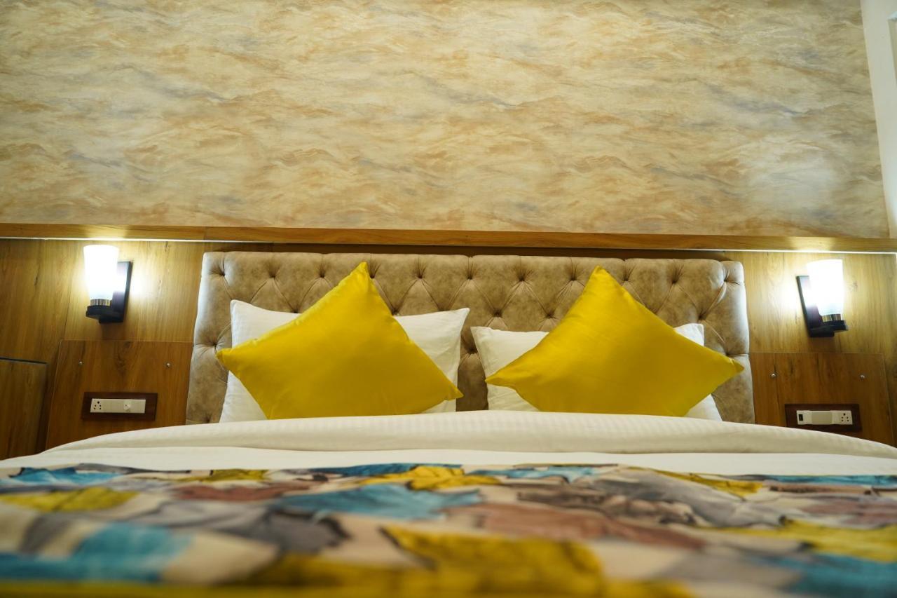 Hotel Shanti Sagar Kharar Екстер'єр фото