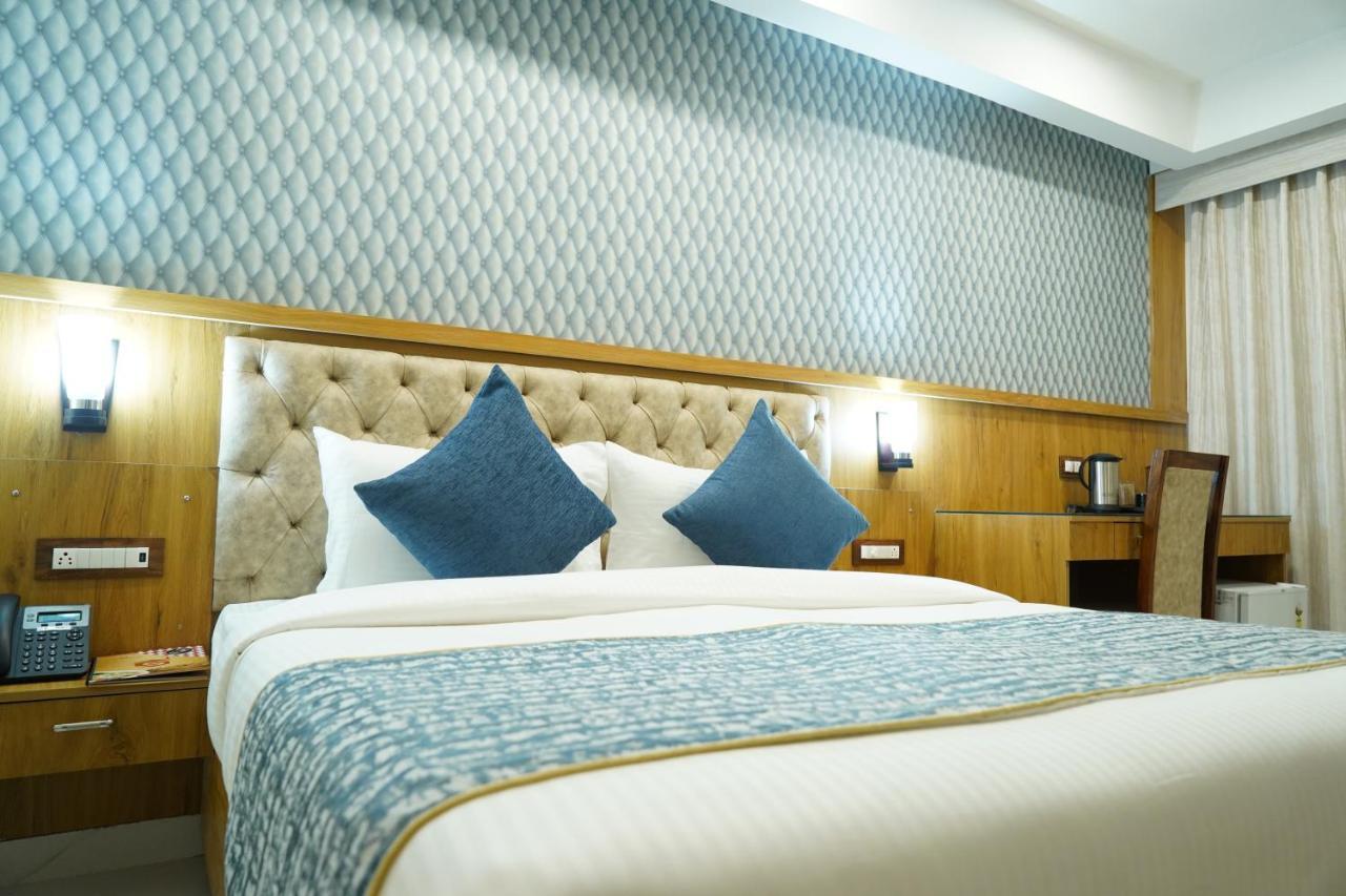 Hotel Shanti Sagar Kharar Екстер'єр фото