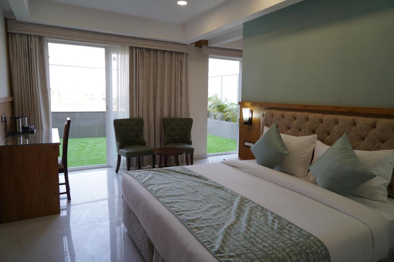 Hotel Shanti Sagar Kharar Екстер'єр фото