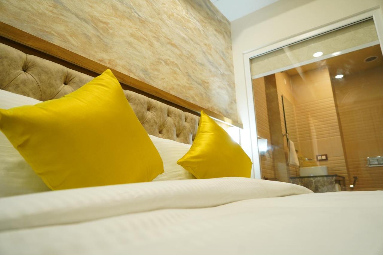 Hotel Shanti Sagar Kharar Екстер'єр фото